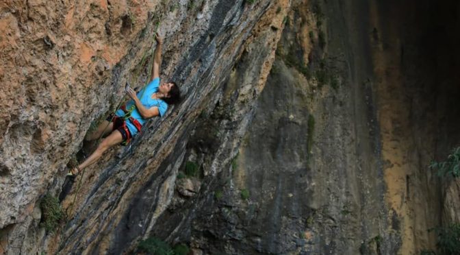 El Pont de Mahoma 120. Helena Alemán, campiona estatal d’escalada en Dificultat