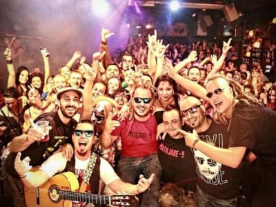 Vergüenza Ajena, un vespreig sènior i un taller de capgrossos, ingredients de les festes de la Unió a Sant Pere i Sant Pau
