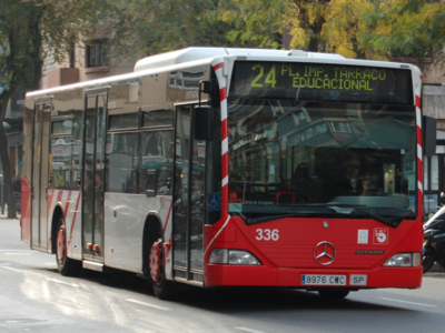 Junts celebra la reforma de la nova parada d’autobús de Bonavista