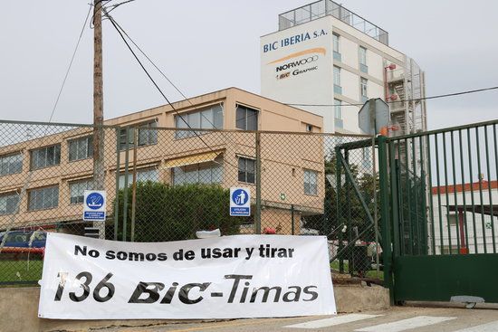 BIC Graphic façana fàbrica