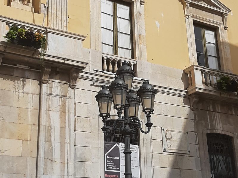 Obres a la façana de l'Ajuntament de Tarragona