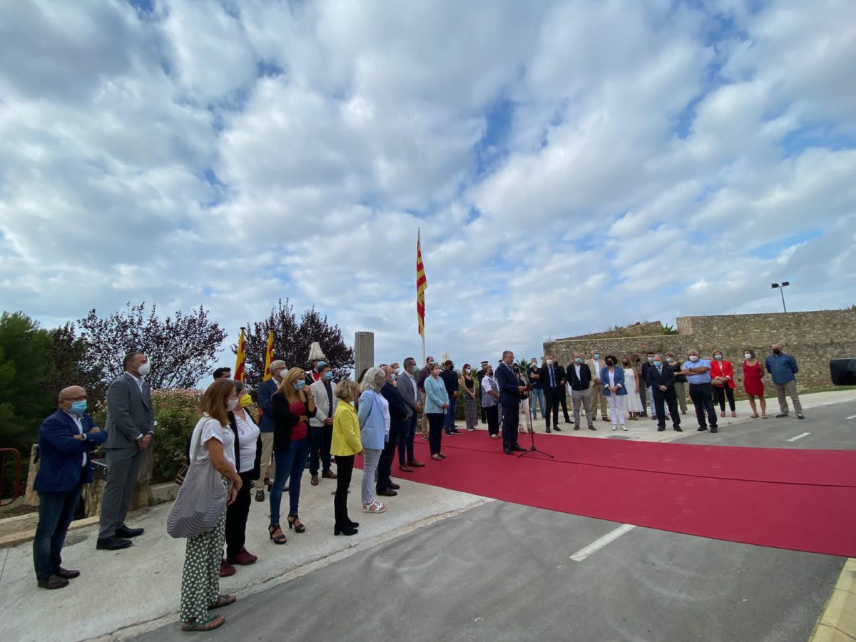 imatge genèrica ofrena floral diada 11 setembre 2021