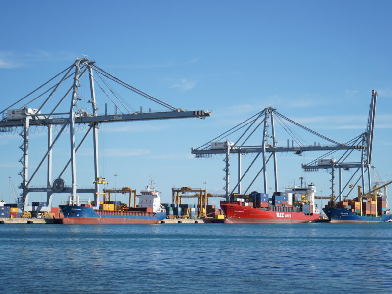 Port de Tarragona moll vaixell contenidors