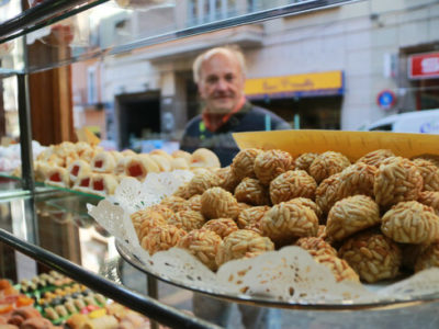 Els pastissers preveuen una bona campanya de panellets tot i un lleuger encariment del producte