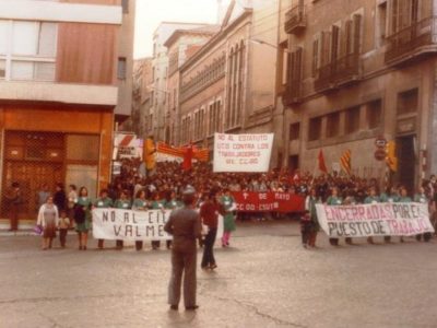 Manifestació de les treballadores de la fàbrica alemanya tèxtil Seidensticker, posteriorment Valmeline, de Tarragona durant la dècada dels setanta. Foto: cedida.