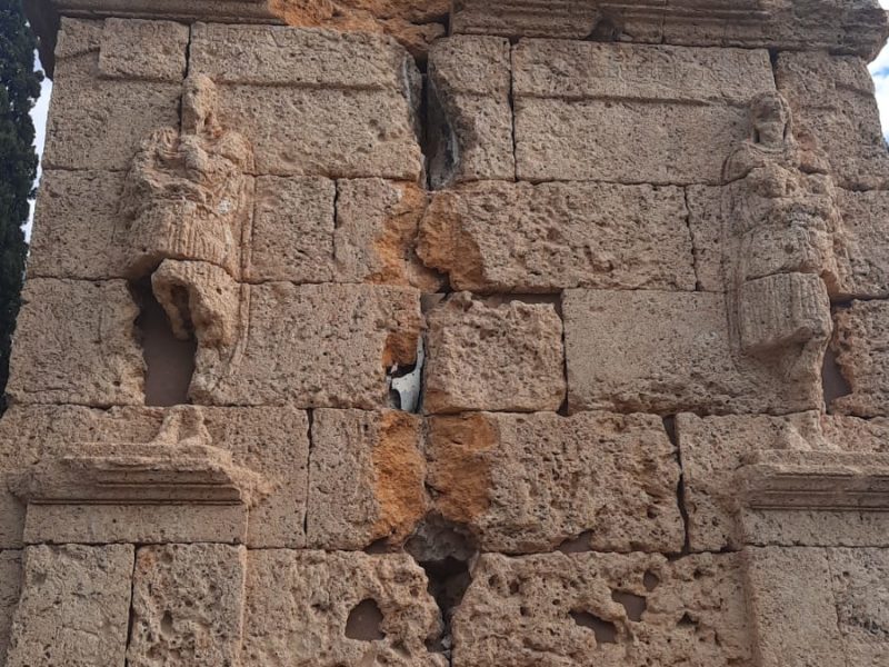 La Torre dels Escipions ha patit una fissura com a conseqüència d'un llamp.