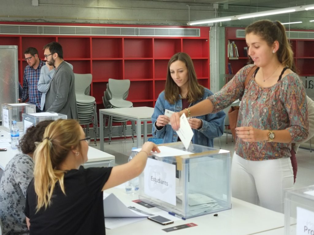 Votacions al campus Bellissens de les darreres eleccions a rector o rectora, l'any 2018.