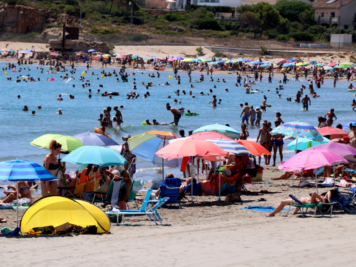 Un mapa interactiu conté tota la informació de les platges de la Costa Daurada i dels serveis d’accessibilitat