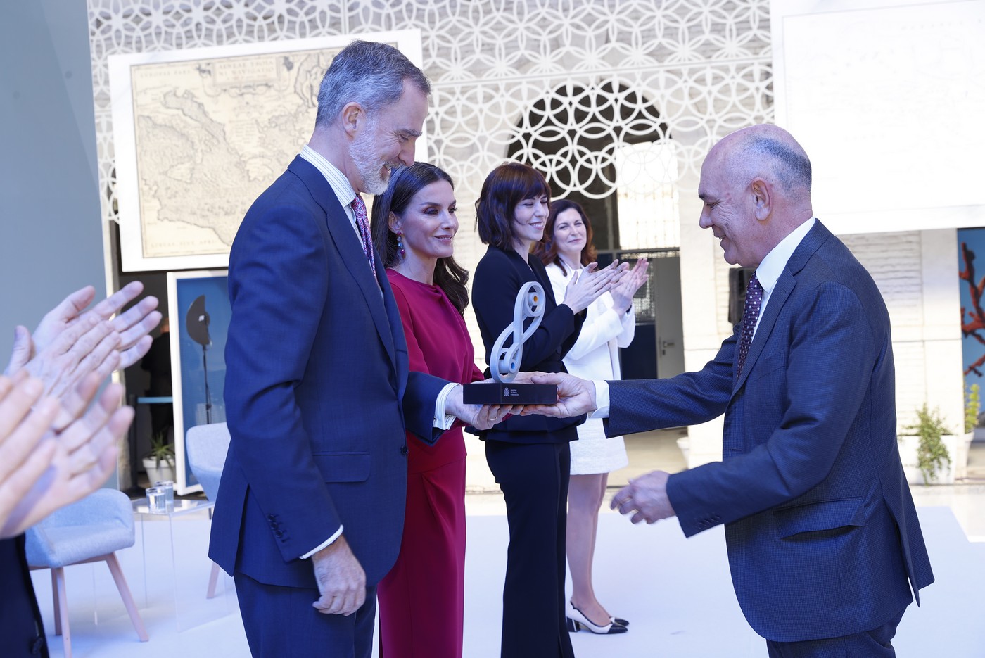 © Casa de S.M. el Rey Don Felipe entrega el Premio Nacional de Investigación Enrique Moles, en el área de ciencia y tecnología químicas a Antonio María Echavarren Pablos