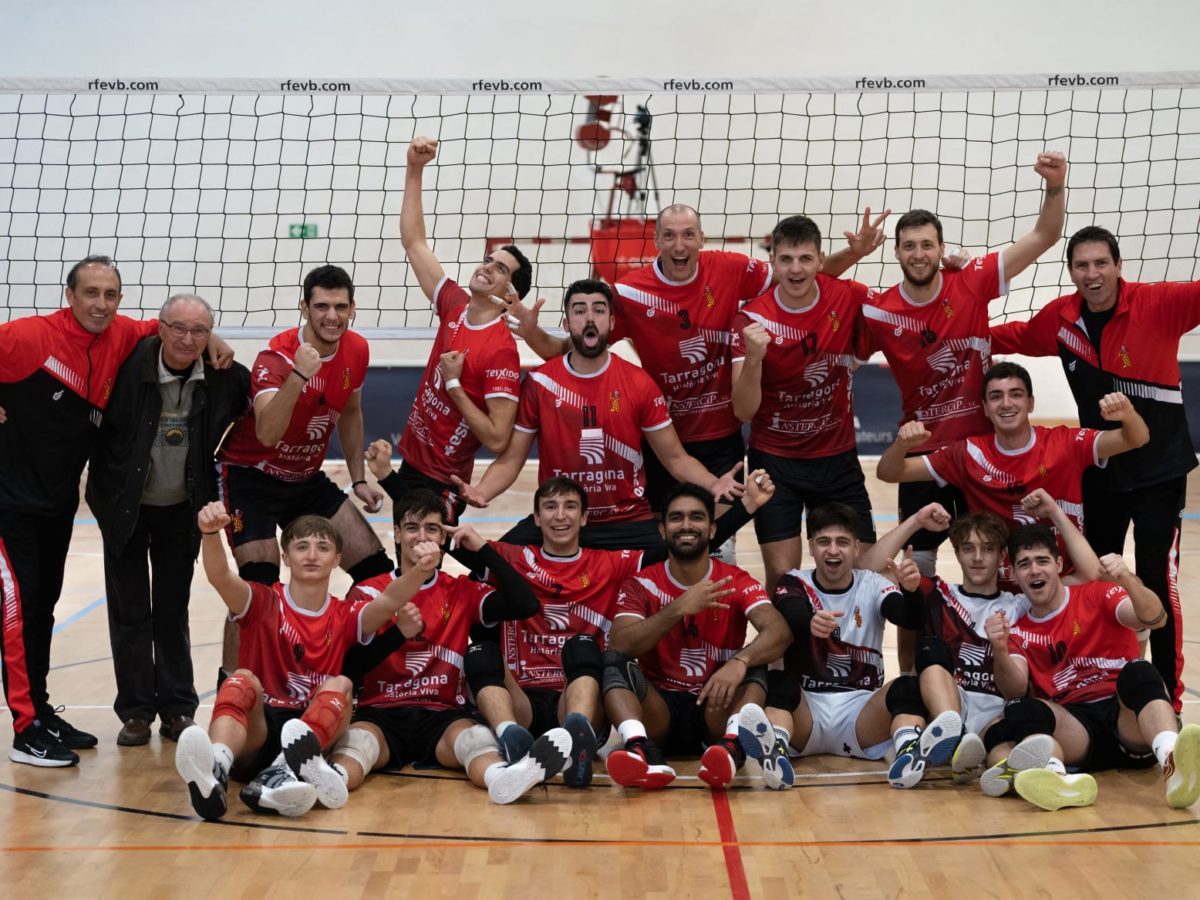 El CV Sant Pere i Sant Pau serà d’avui en una setmana a San Sadurniño buscant l’ascens a Superlliga