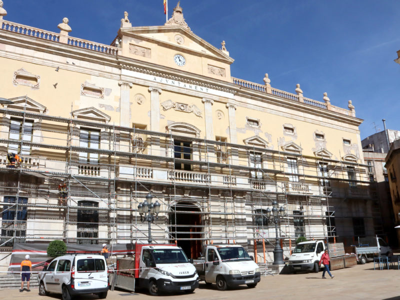 Façana Ajuntament de Tarragona en obres FOTO: ACN