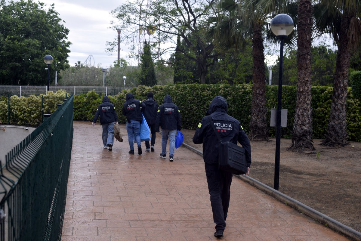Un dels detinguts en l'operació dels Mossos contra un grup criminal que feia desocupacions extrajudicials. Data de publicació: diumenge 19 de maig del 2024, 11:44 Localització: Barcelona Autor: Mossos d'Esquadra
