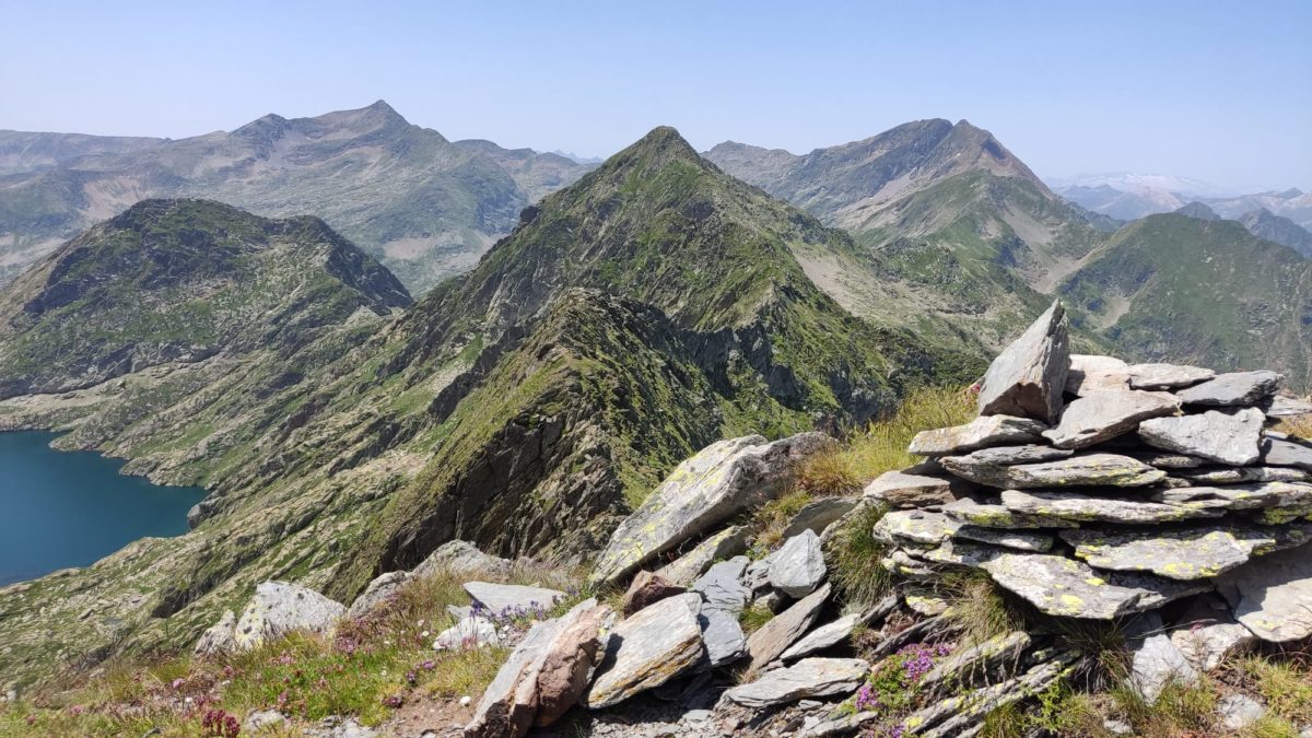 Pic de Ventolau- Pic de Mariola- Mont-roig. «100 Cims. Els 150 essencials» ©️ Fermí Azcona