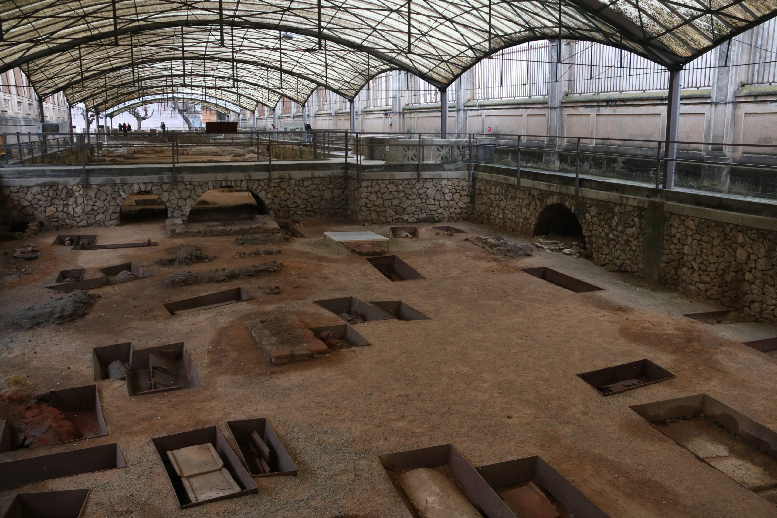La Necròpolis de Tàrraco avança cap a la dignificació i la ...