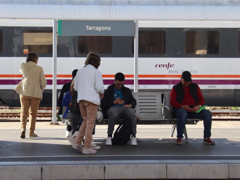 Tall total a Sant Vicenç de Calders durant tot el cap de setmana previ a la represa del servei