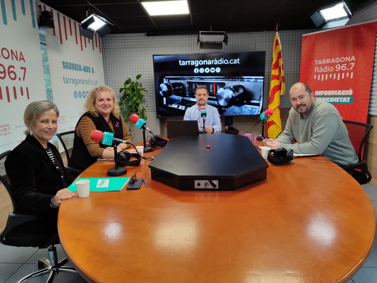 Elvira Vidal (JuntsxCat), Sandra Ramos (PSC), Josep Suñé i Xavi Puig (ERC)