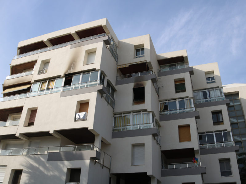 Façana de l'edifici on aquesta matinada ha mort una dona de 92 anys a causa d'un incendi Data de publicació: diumenge 16 de febrer del 2025, 11:11 Localització: Vila-seca Autor: Ariadna Escoda
