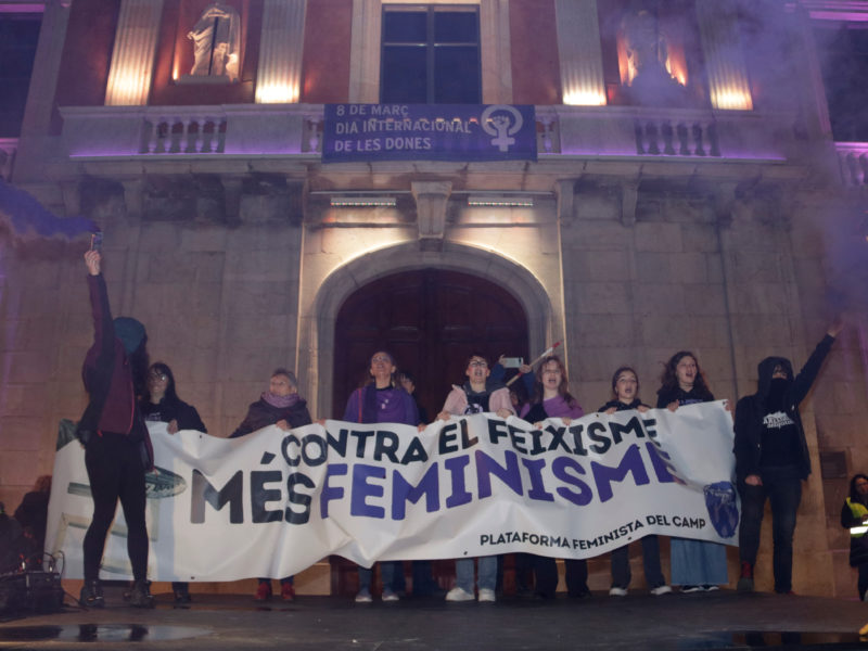 La marxa unitària del 8-M del Camp ha acabat a la plaça de la Font de Tarragona Data de publicació: dissabte 08 de març del 2025, 20:27 Localització: Tarragona Autor: Ariadna Escoda
