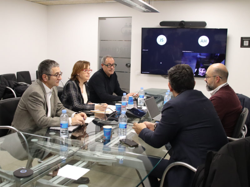 Reunió entre el Govern, el govern espanyol, Renfe i Adif. Data de publicació: diumenge 09 de març del 2025, 14:48 Localització: Barcelona Autor: Mariona Puig