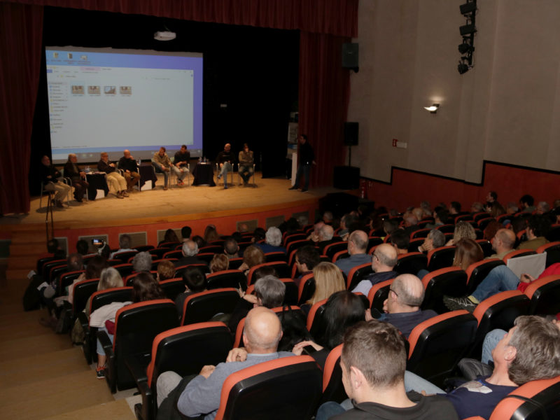 Taula rodona amb els vuit caps de colla de les colles que tenen el 5 de 9 amb folre en el seu palmarès Data de publicació: diumenge 23 de març del 2025, 12:27 Localització: El Catllar Autor: Ariadna Escoda