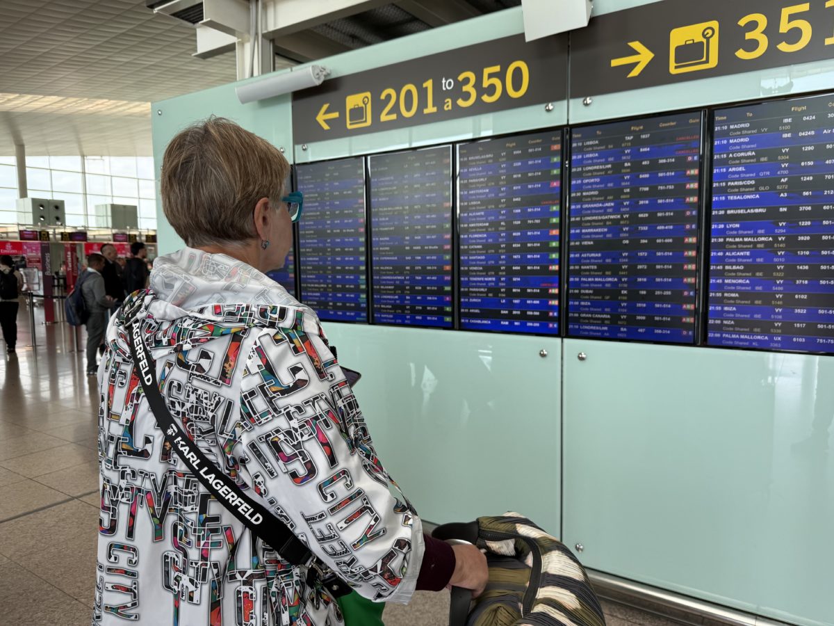 Aena diu que tots els seus aeroports estan operatius però recomana als viatgers consultar l’estat del seu vol