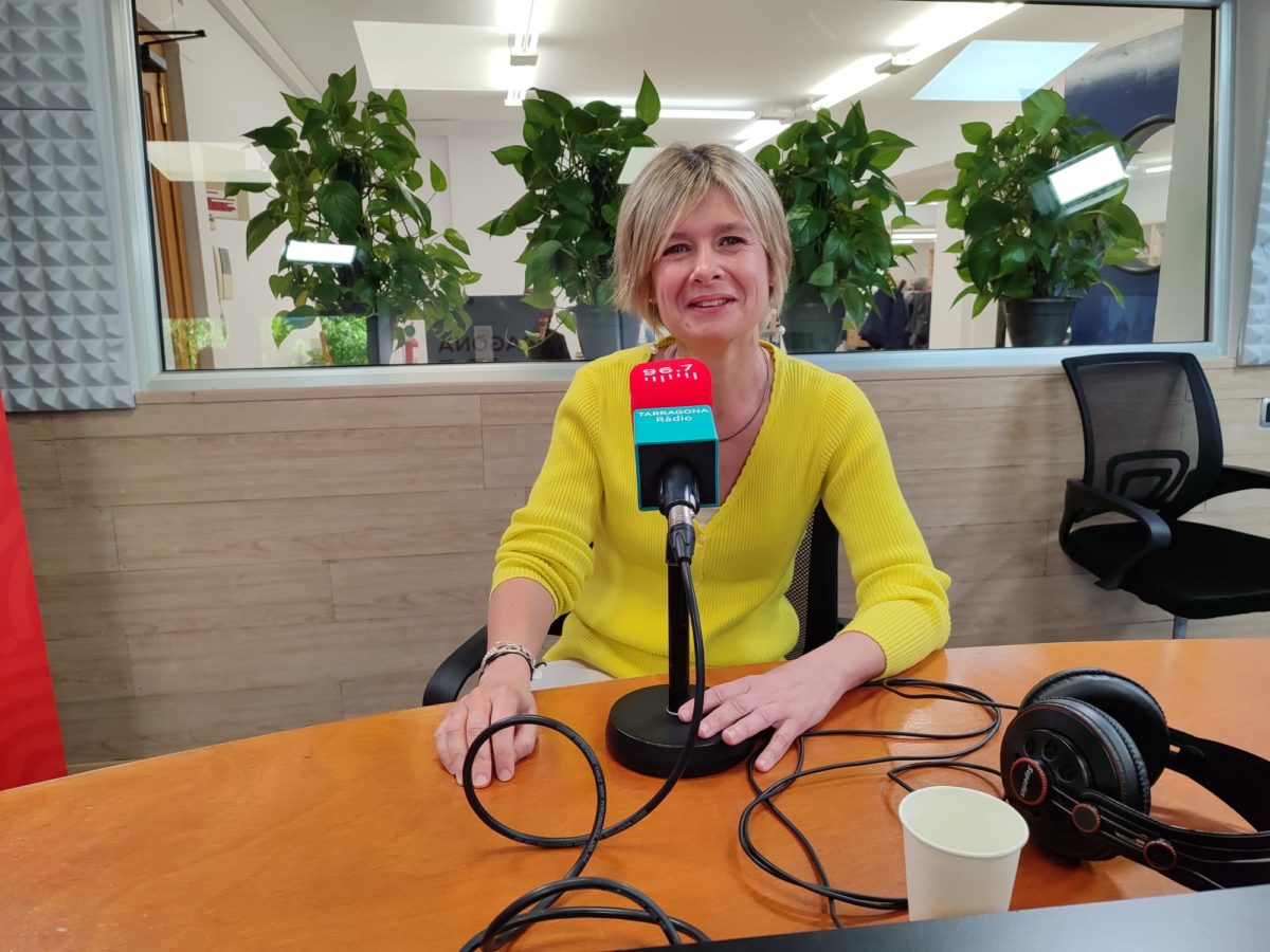 Noemí Llaurado a Tarragona Ràdio. Presidenta Diputació de Tarragona