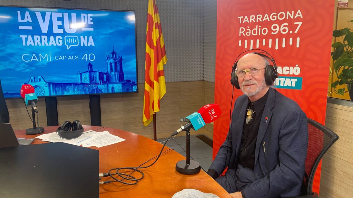 El joier i escultor Joan Blázquez al Cafè, copa i Puro