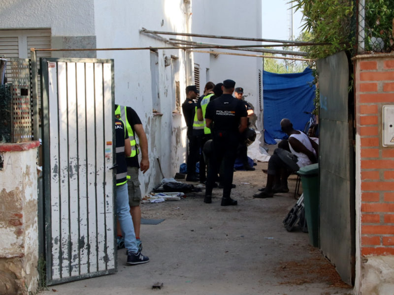 FOTO ACN: Operació policial amb manters