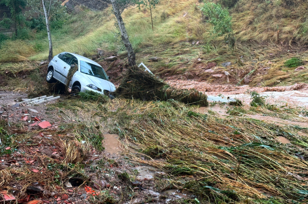 Un cotxe que el riu Cardener ha arrossegat durant el temporal Data de publicació: dissabte 12 de juliol del 2025, 20:20 Localització: Súria Autor: Ajuntament de Súria