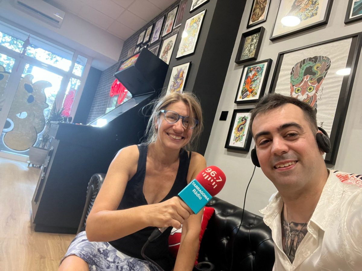 OxV: Ens fem un tattoo