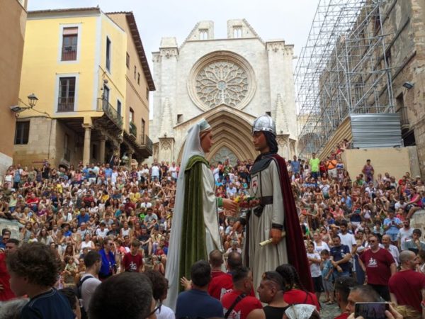 La XI Trobada de Gegants i Nanos omplirà els carrers de Tarragona amb figures d’arreu i la reestrena del Magí i la Tecla