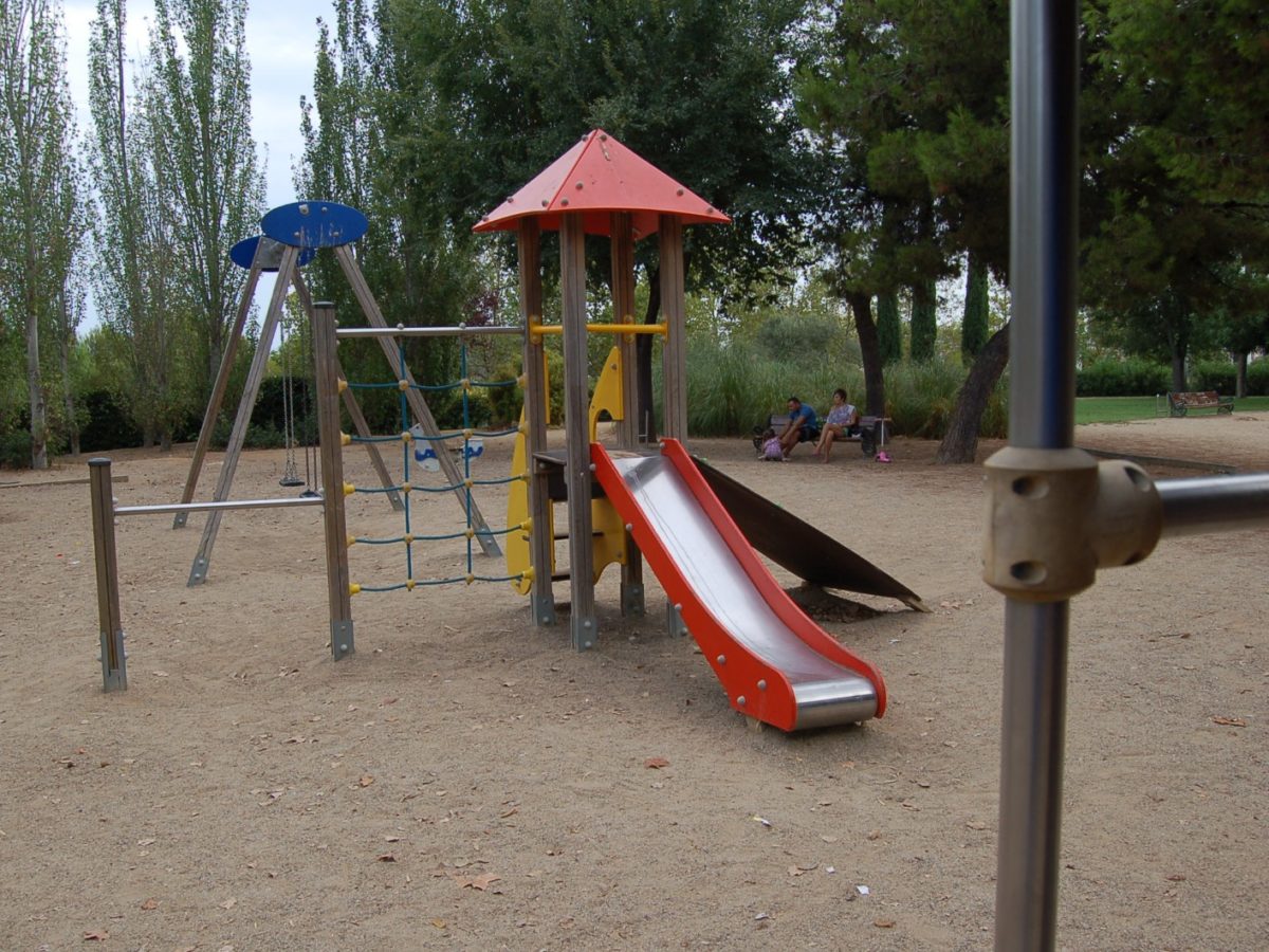 Millores al parc infantil de la plaça de l’Església de Bonavista