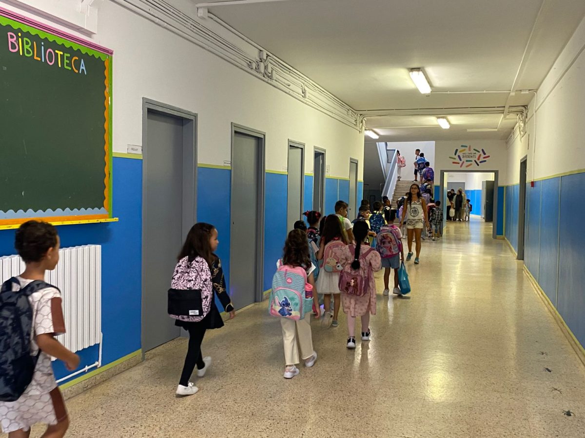 Els alumnes tornen a classe amb nervis i la il.lusió de retrobar els amics