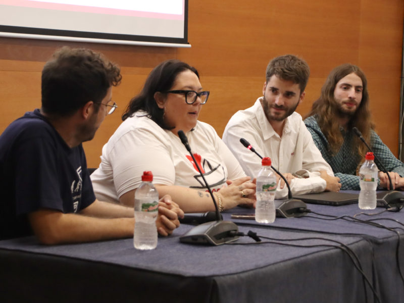 Imatge de la presentació del web puntual.cat, amb els membres de la PTP i Dignitat a les Vies Data de publicació: dilluns 06 d’octubre del 2025, 18:30 Localització: Tarragona Autor: Eloi Tost