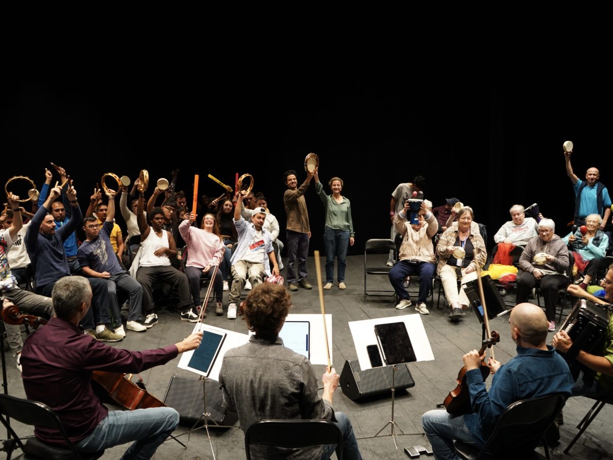 La Camerata XXI porta la musicoteràpia al Teatre Tarragona amb entitats socials de la ciutat