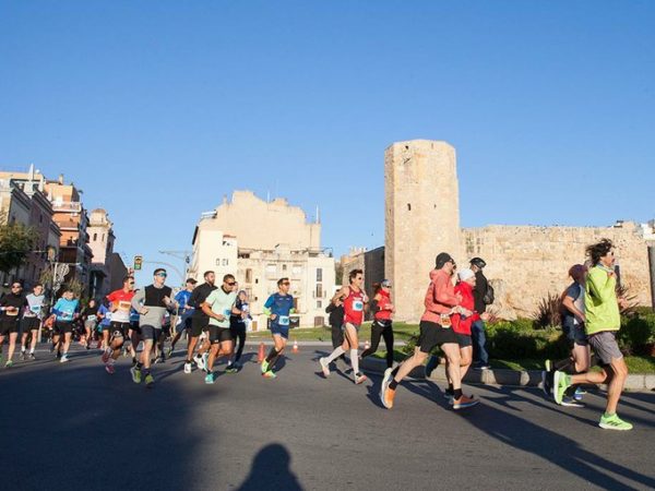 A punt el dispositiu especial de la Guàrdia Urbana per a la Mitja Marató