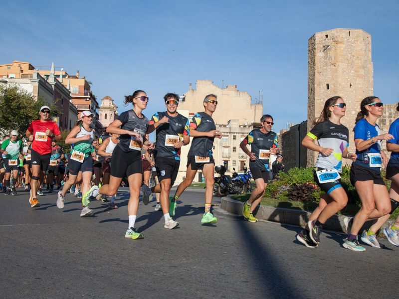Víctor del Águila i  Aida Pérez s’imposen a la 34a Mitja Marató + 10K Ciutat de Taragona  
