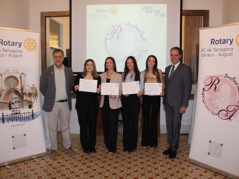 Quatre estudiants de medicina de la URV reben la primera beca Rosó Teixell del Rotary Tarraco-August
