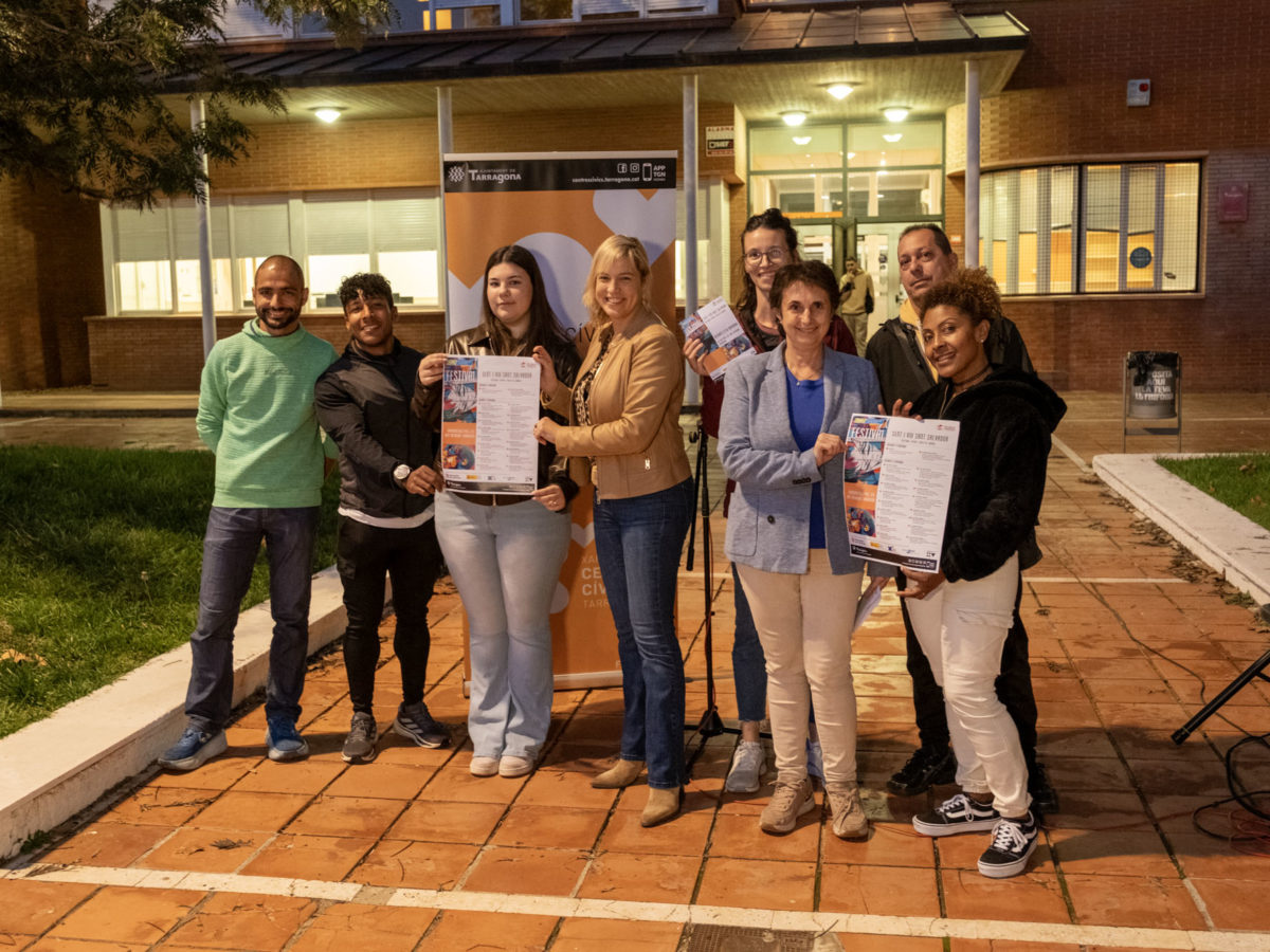 Sant Salvador amb Montse Adan i Cecília Mangini