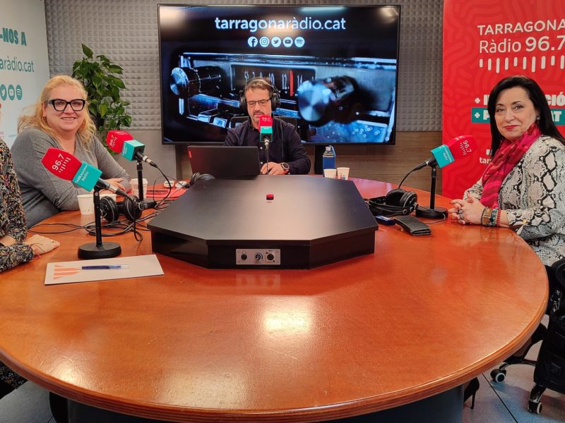 Maria Roig (ERC), Sandra Ramos (PSC), Josep Suñé i Maria Mercè Martorell (PP)