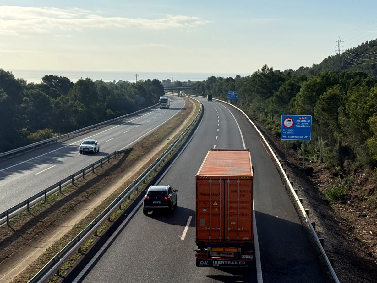 Mor la conductora d’un turisme implicat en l’accident múltiple a l’AP-7 a Vandellòs i l’Hospitalet de l’Infant