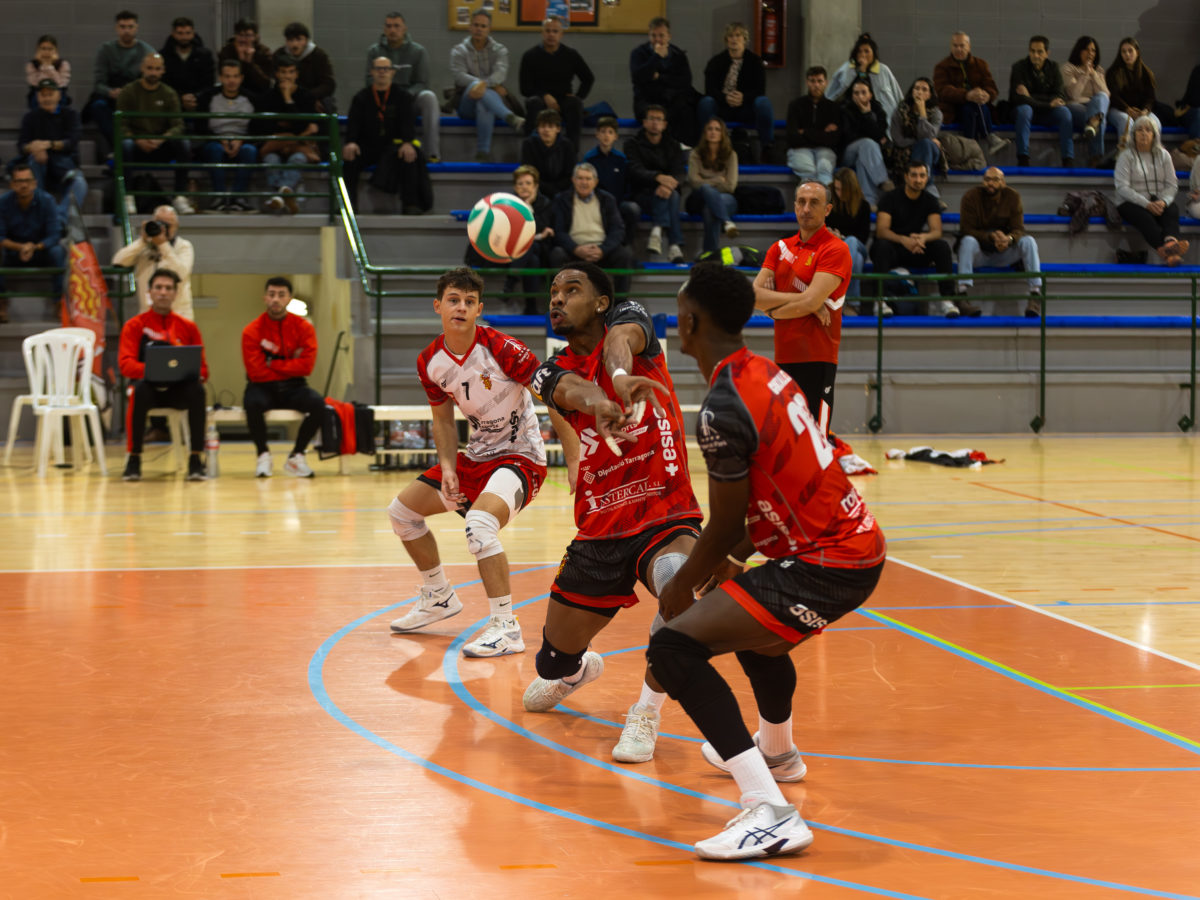 L’Unicaja Costa de Almería imposa el seu ritme i es fa amb el duel davant l’Instercap Asisa Tarragona SPSP