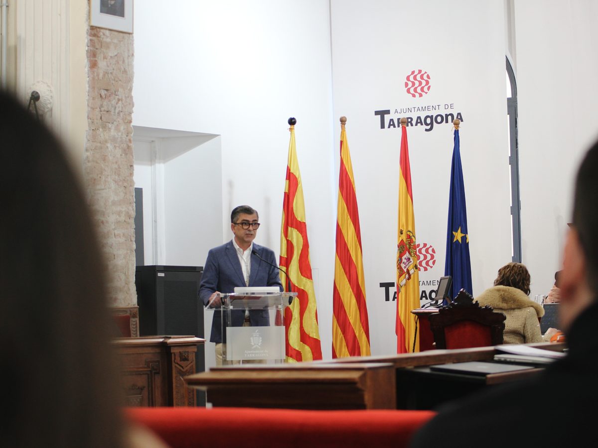 Óscar García pren possessió com a nou conseller del PP a l’Ajuntament de Tarragona