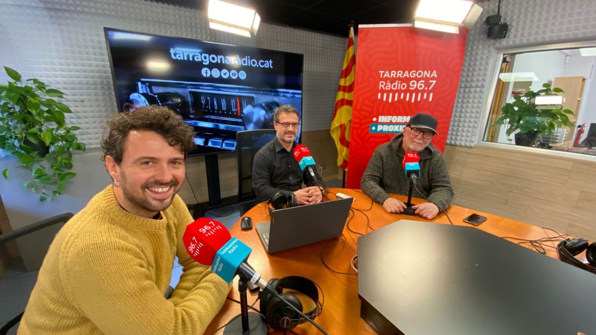 «Hasta que la tierra aguante», de Santi Donaire, es pot visitar a l’Espai Estació KM0, ubicat a l’estació d’autobusos de Tarragona, a la Plaça Imperial Tarraco.. Iniciativa del col·lectiu Photo Km0, en parlem amb el seu president, Pep Escoda, i amb el fotògraf i autor de l’exposició, Santi Donaire.