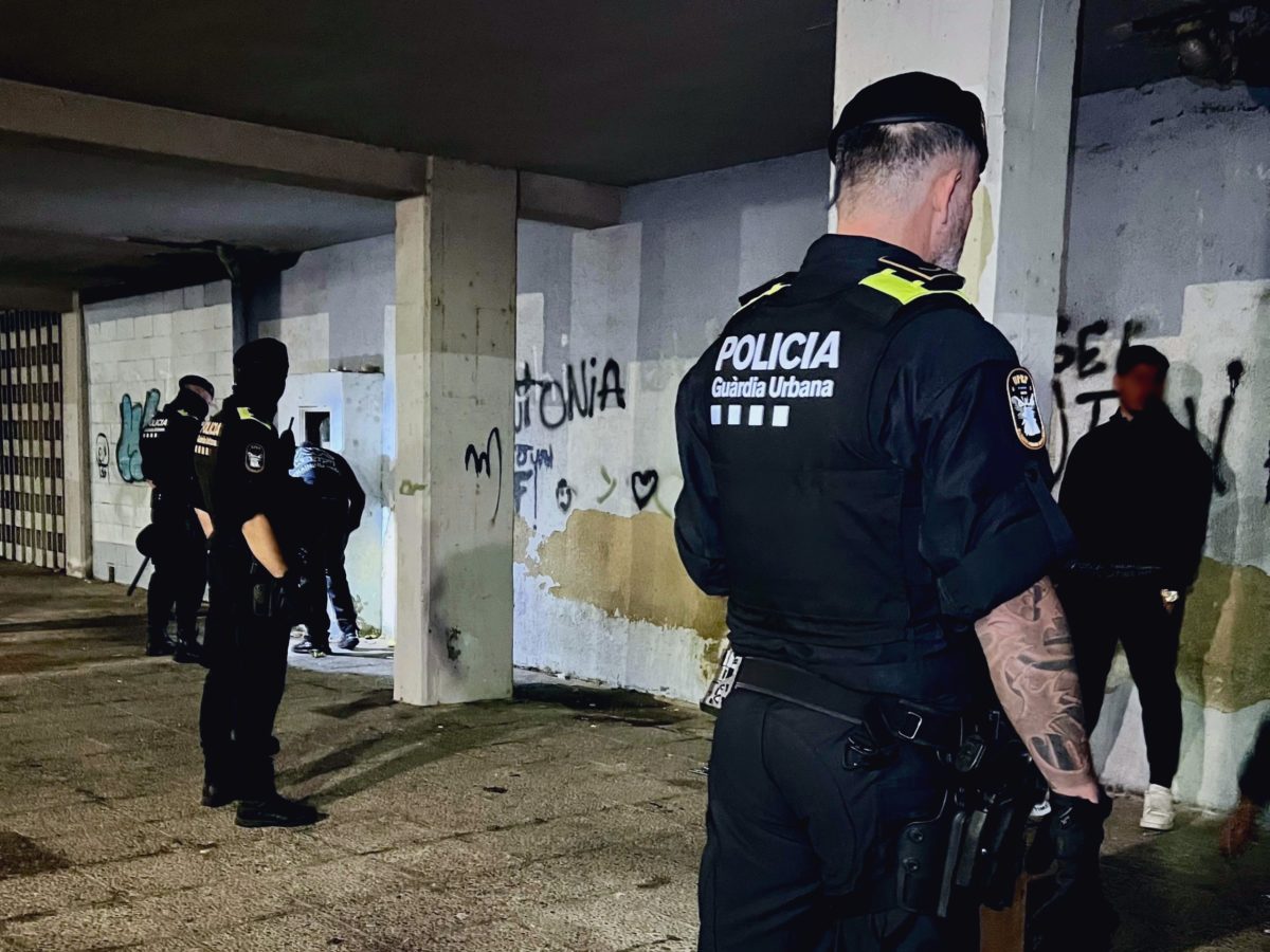 Quatre detinguts i més de 450 identificacions en el pla d’acció a Campclar