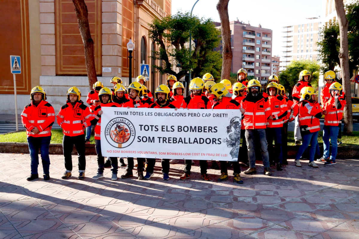 Bombers voluntaris FOTO: ACN