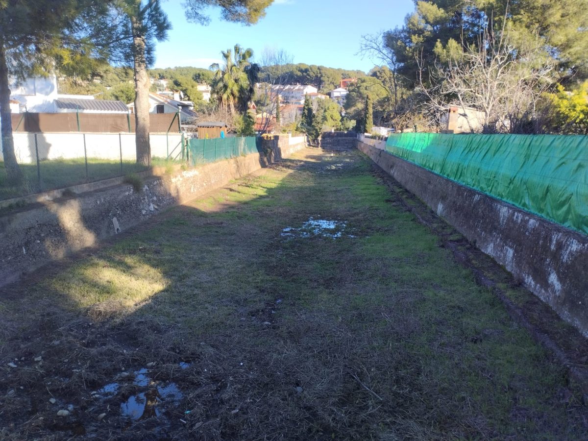 L’Ajuntament de Tarragona neteja la capçalera del Torrent de la Móra