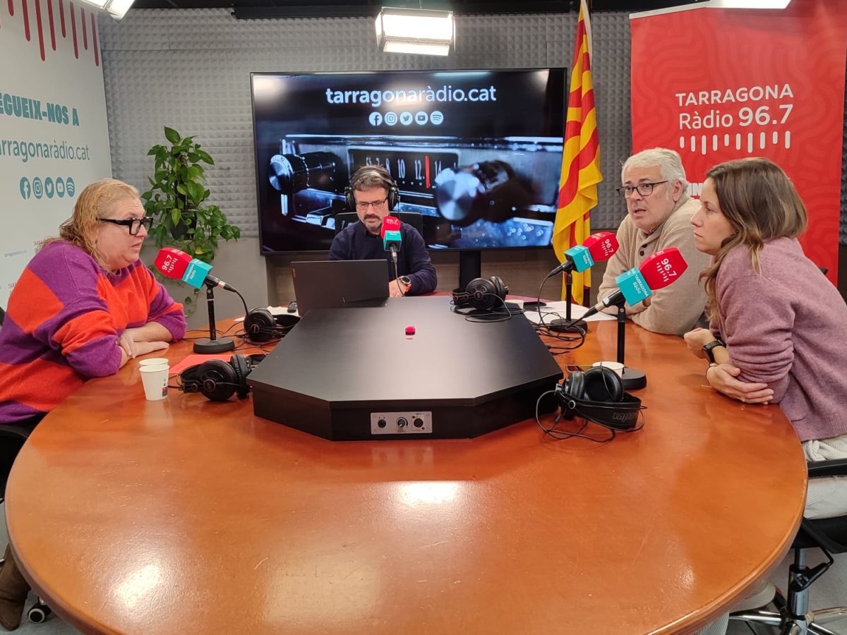 Sandra ramos (PSC), Josep Suñé, Jordi sendra (Junts x Catalunya) i Maria Roig (ERC)