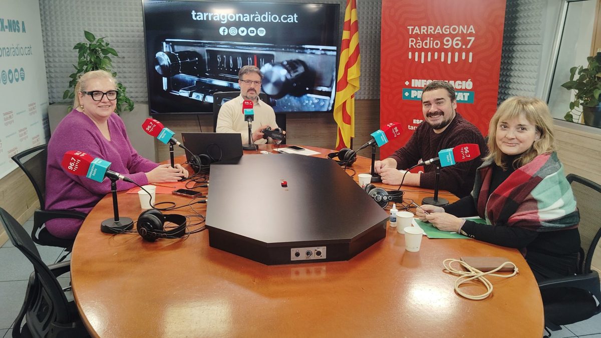 Sandra Ramos (PSC), Josep Suñé, Jordi Collado (ECP) i Judith Gómez (Vox)