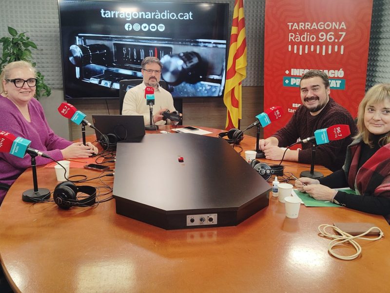 Sandra Ramos (PSC), Josep Suñé, Jordi Collado (ECP) i Judith Gómez (Vox)